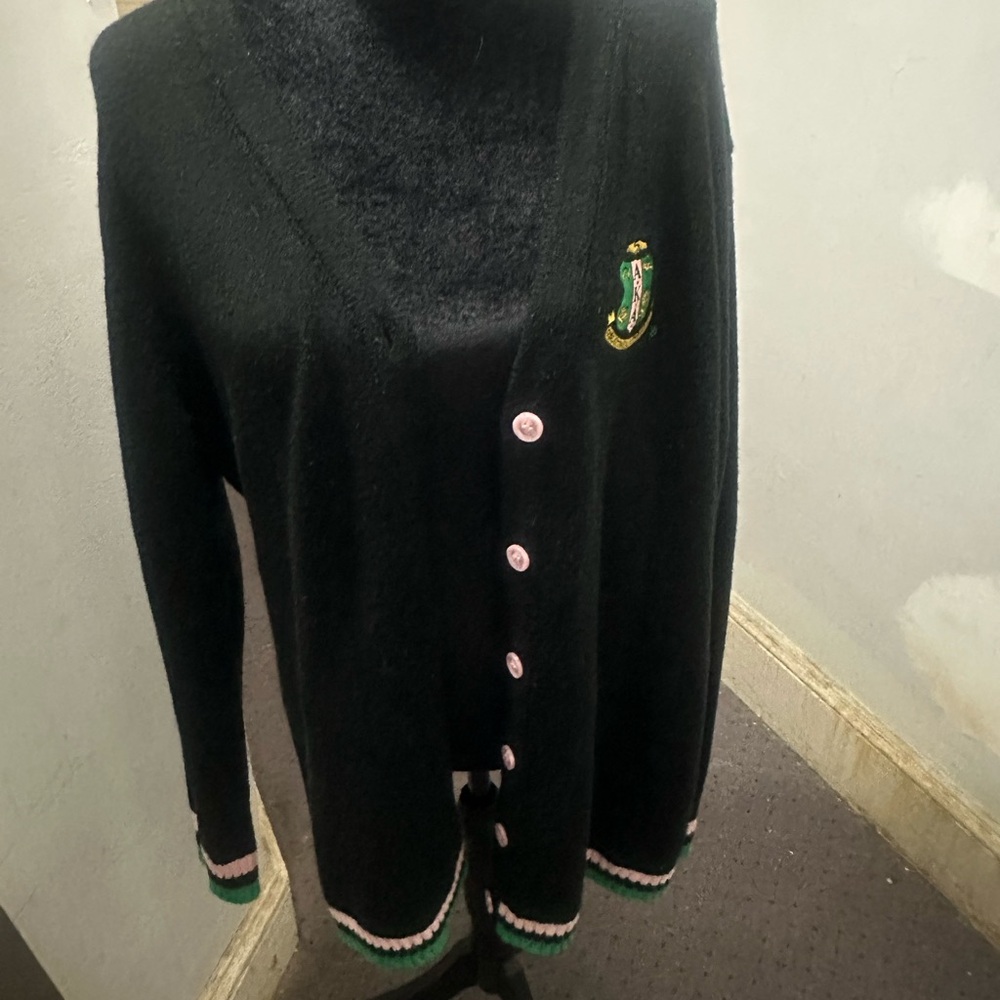 IVY STOREHOUSE Black V Neck Cardigan Sweater